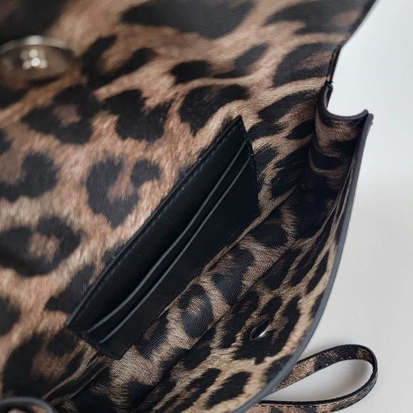 DKNY Leopard Belt Bag Wallet NEW - Picture 5 of 14